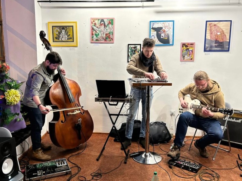 Improwizacje jazzowe w Galerii Sztuk&nbsp;Różnych